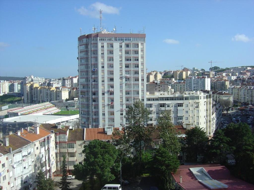 In Bed With Lisbon 15E Apartment Амадора Екстериор снимка